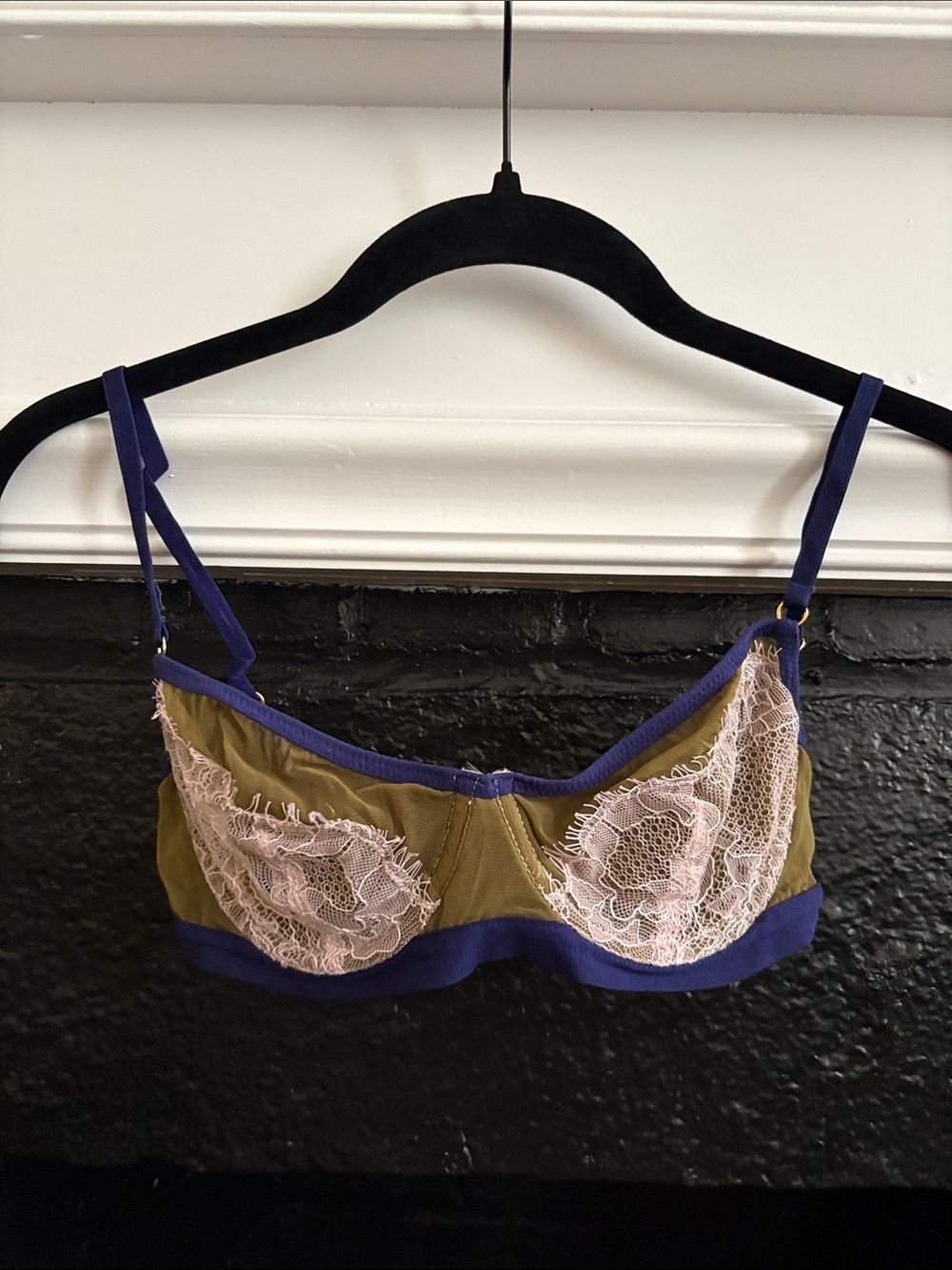 Dora Larsen Olive & Navy Lace-Trim Underwire Bra
